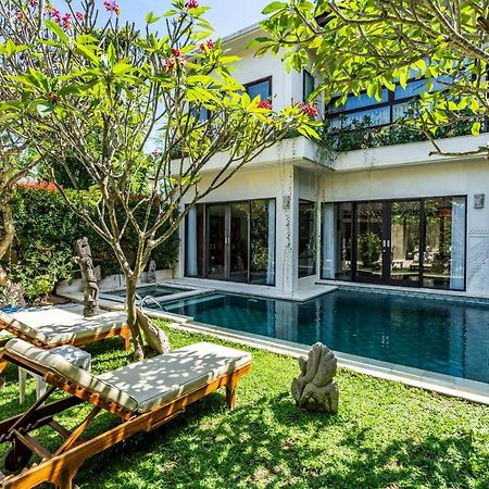 Anedda Merta Sari Villa Sanur 외부 사진