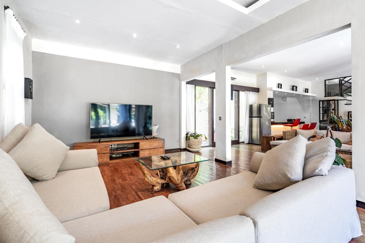 Anedda Merta Sari Villa Sanur 외부 사진